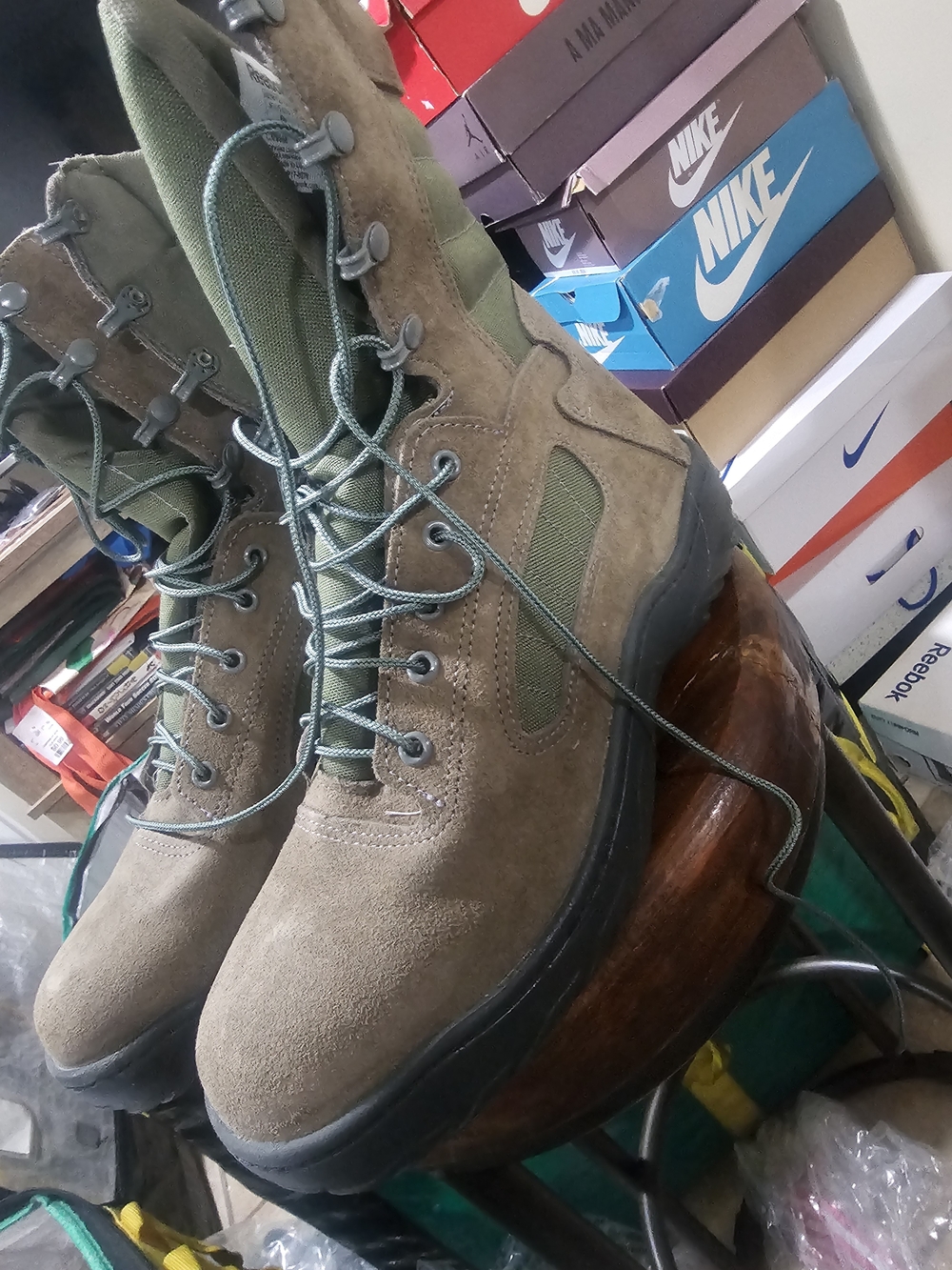 Reebok Men's Tactical Lace-Up Boots in Olive Green and Black